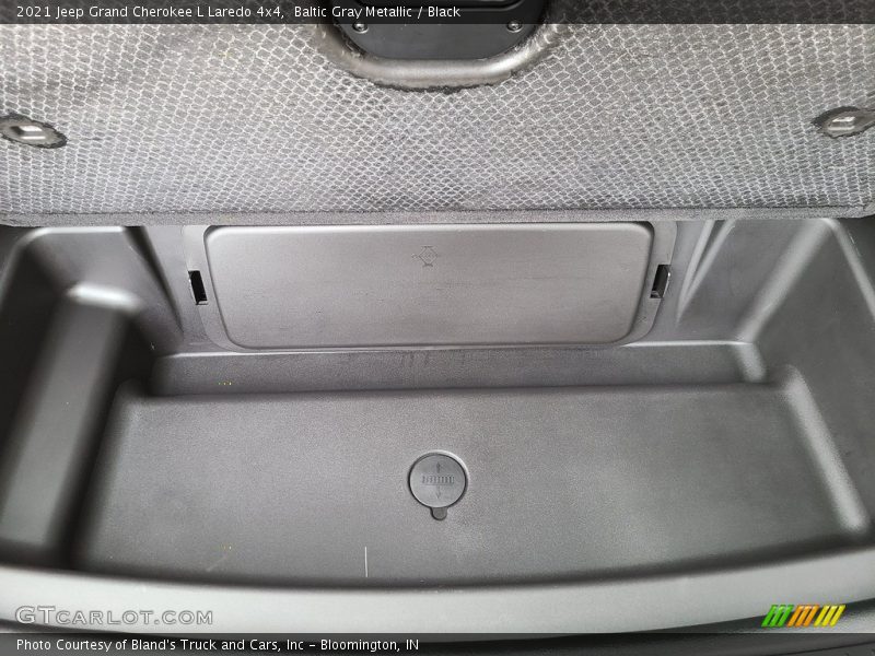 Baltic Gray Metallic / Black 2021 Jeep Grand Cherokee L Laredo 4x4