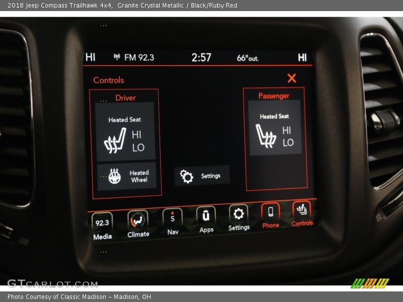 Granite Crystal Metallic / Black/Ruby Red 2018 Jeep Compass Trailhawk 4x4