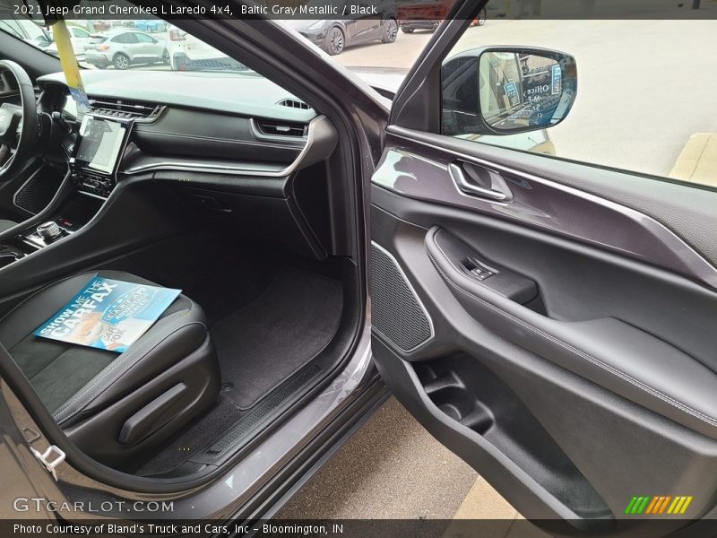 Baltic Gray Metallic / Black 2021 Jeep Grand Cherokee L Laredo 4x4