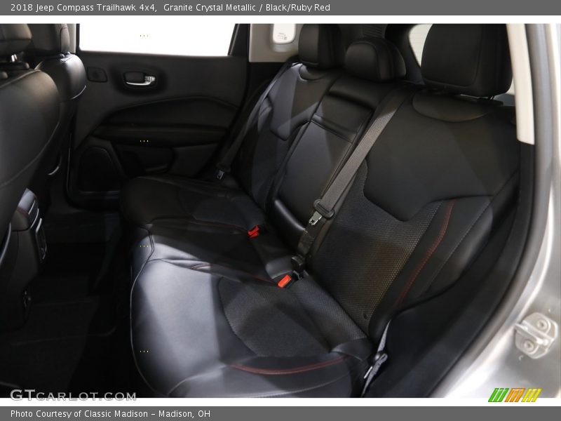Granite Crystal Metallic / Black/Ruby Red 2018 Jeep Compass Trailhawk 4x4