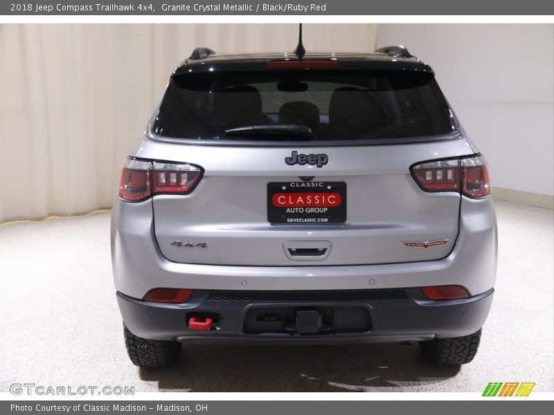Granite Crystal Metallic / Black/Ruby Red 2018 Jeep Compass Trailhawk 4x4