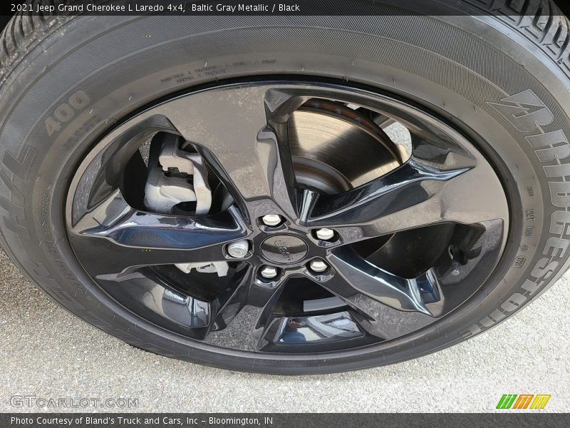 Baltic Gray Metallic / Black 2021 Jeep Grand Cherokee L Laredo 4x4
