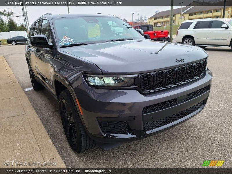 Baltic Gray Metallic / Black 2021 Jeep Grand Cherokee L Laredo 4x4