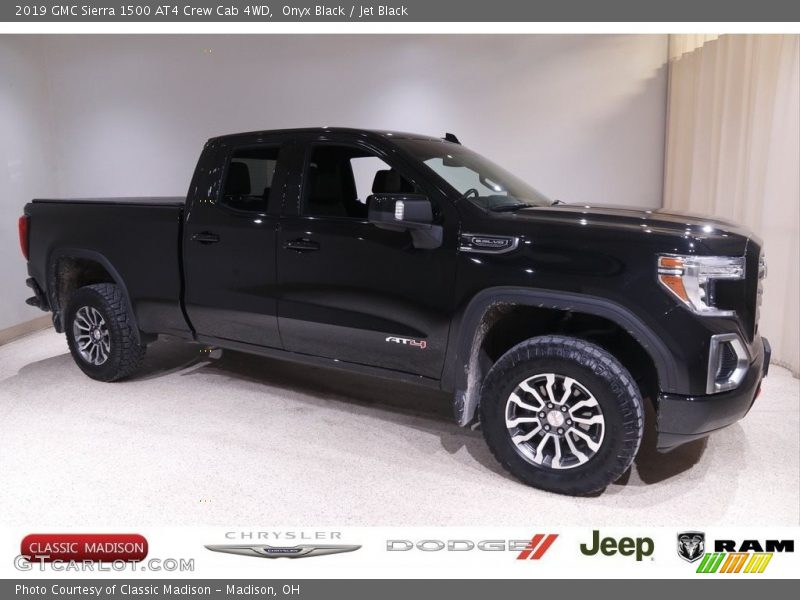 Onyx Black / Jet Black 2019 GMC Sierra 1500 AT4 Crew Cab 4WD