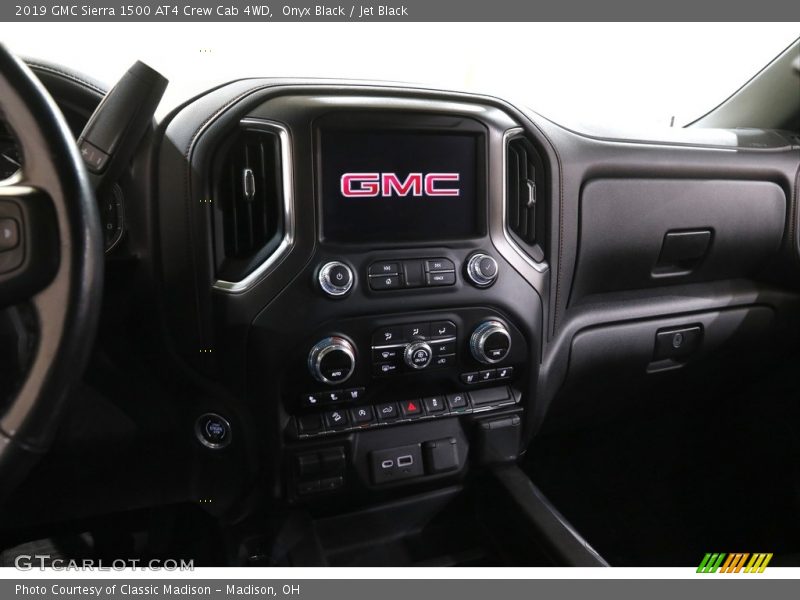 Onyx Black / Jet Black 2019 GMC Sierra 1500 AT4 Crew Cab 4WD