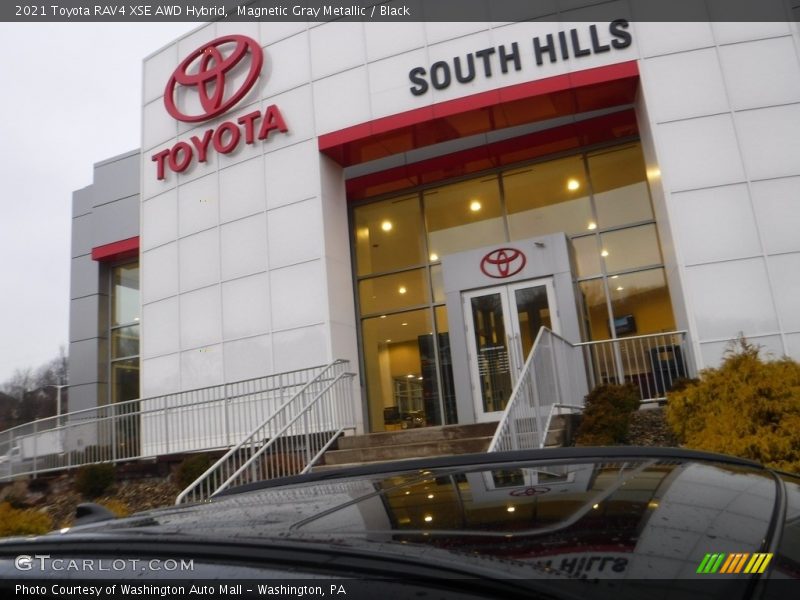 Magnetic Gray Metallic / Black 2021 Toyota RAV4 XSE AWD Hybrid