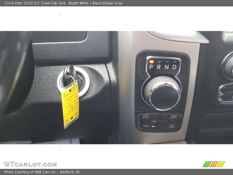 Bright White / Black/Diesel Gray 2014 Ram 1500 SLT Crew Cab 4x4