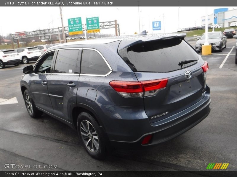 Shoreline Blue Pearl / Black 2018 Toyota Highlander XLE AWD