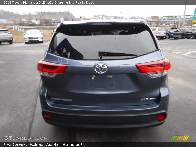 Shoreline Blue Pearl / Black 2018 Toyota Highlander XLE AWD
