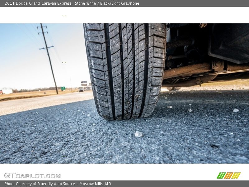 Stone White / Black/Light Graystone 2011 Dodge Grand Caravan Express