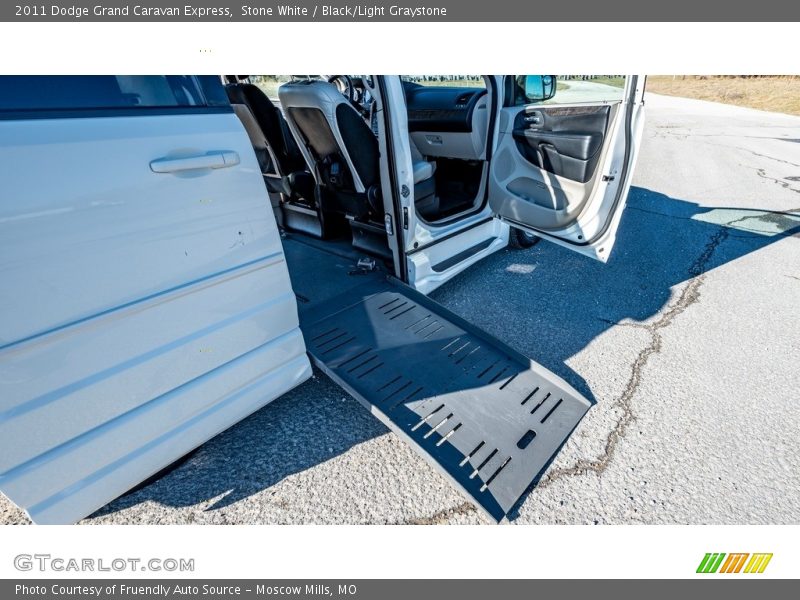 Stone White / Black/Light Graystone 2011 Dodge Grand Caravan Express