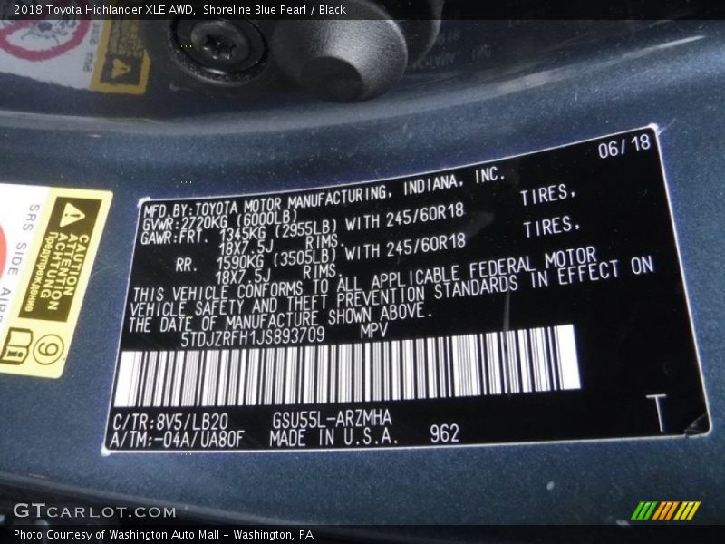 Shoreline Blue Pearl / Black 2018 Toyota Highlander XLE AWD