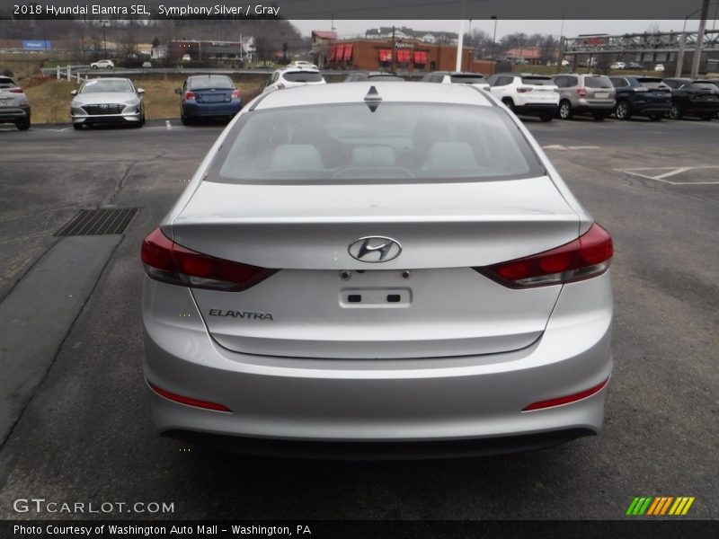 Symphony Silver / Gray 2018 Hyundai Elantra SEL