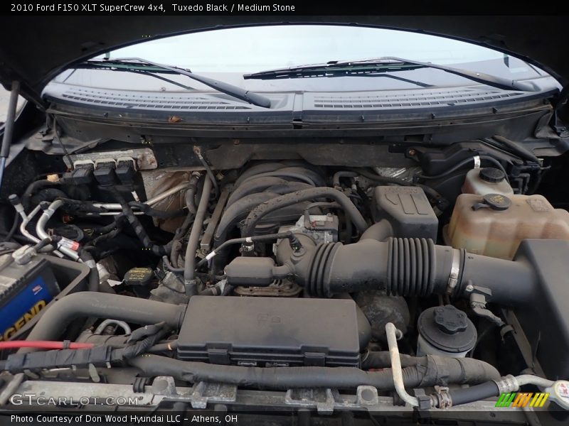 Tuxedo Black / Medium Stone 2010 Ford F150 XLT SuperCrew 4x4