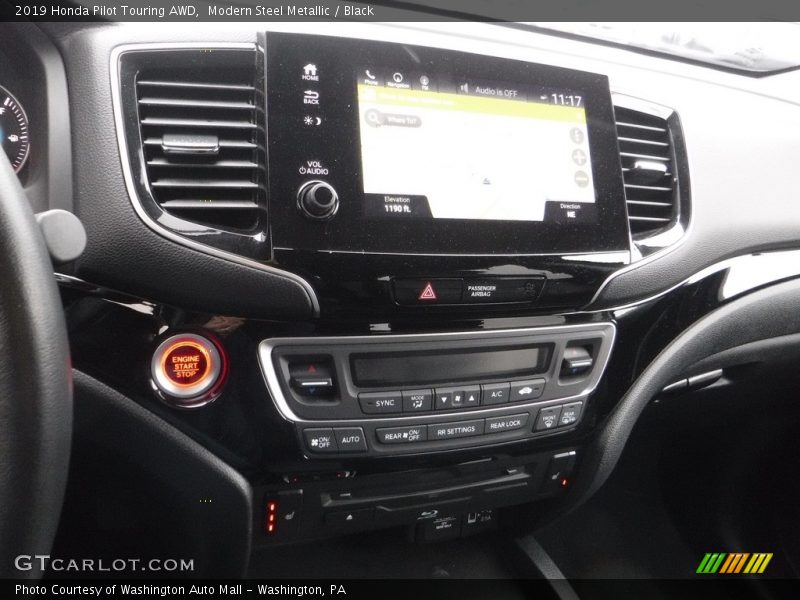 Modern Steel Metallic / Black 2019 Honda Pilot Touring AWD
