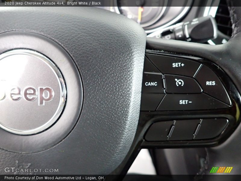 Bright White / Black 2020 Jeep Cherokee Altitude 4x4