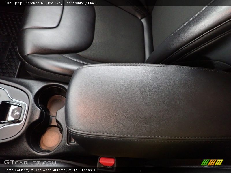 Bright White / Black 2020 Jeep Cherokee Altitude 4x4