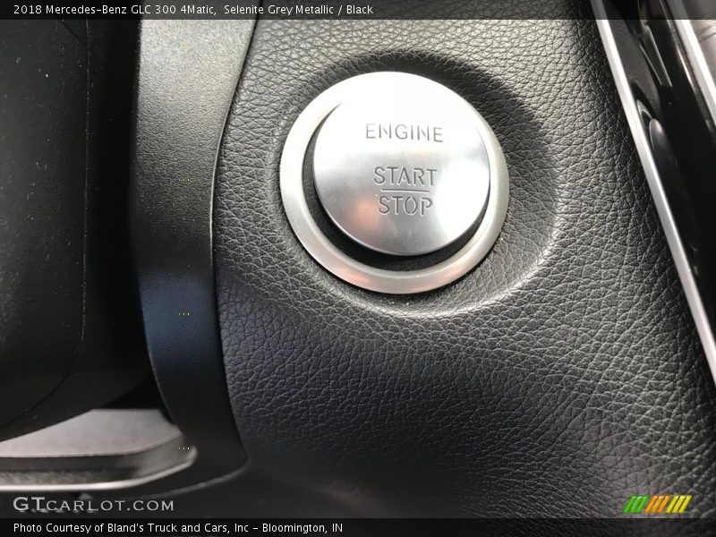 Selenite Grey Metallic / Black 2018 Mercedes-Benz GLC 300 4Matic