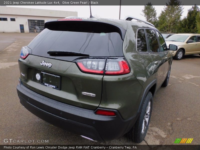Olive Green Pearl / Black 2021 Jeep Cherokee Latitude Lux 4x4