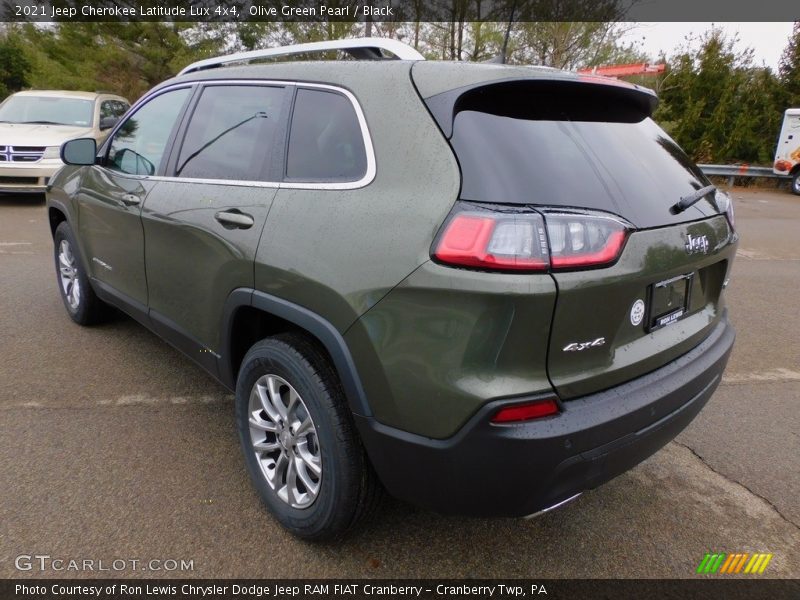 Olive Green Pearl / Black 2021 Jeep Cherokee Latitude Lux 4x4