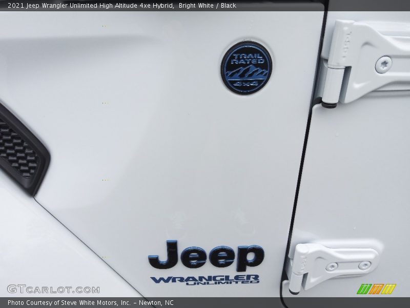 Bright White / Black 2021 Jeep Wrangler Unlimited High Altitude 4xe Hybrid