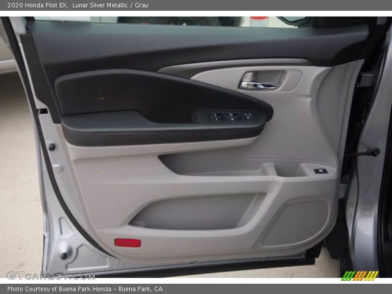 Lunar Silver Metallic / Gray 2020 Honda Pilot EX