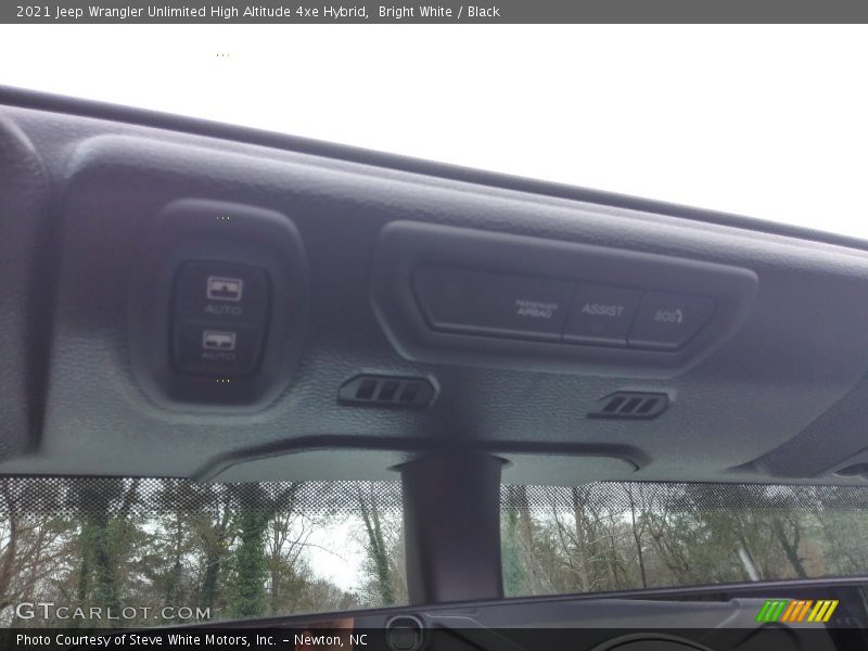 Bright White / Black 2021 Jeep Wrangler Unlimited High Altitude 4xe Hybrid