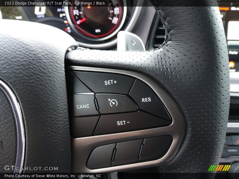 Go Mango / Black 2021 Dodge Challenger R/T Scat Pack
