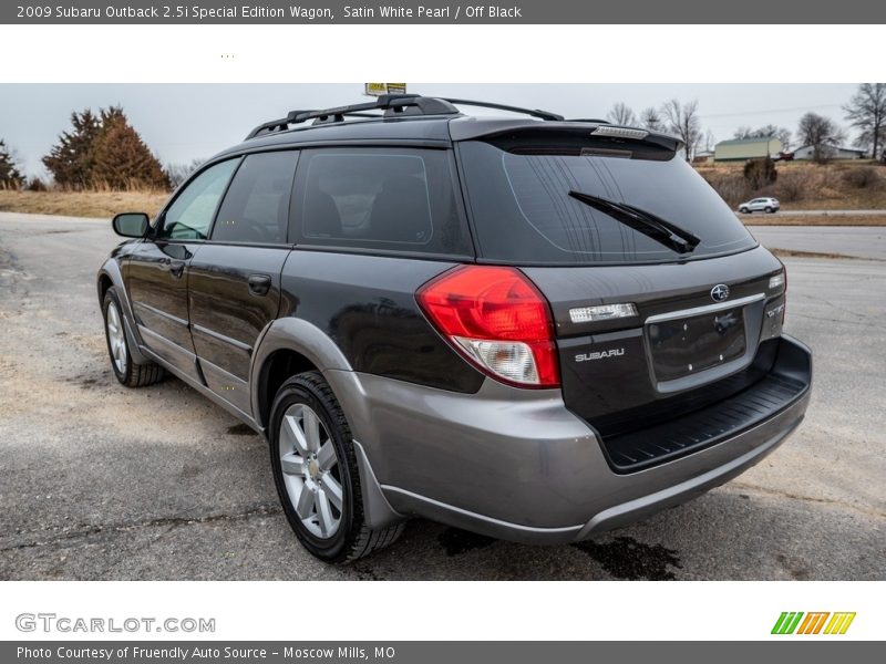 Satin White Pearl / Off Black 2009 Subaru Outback 2.5i Special Edition Wagon