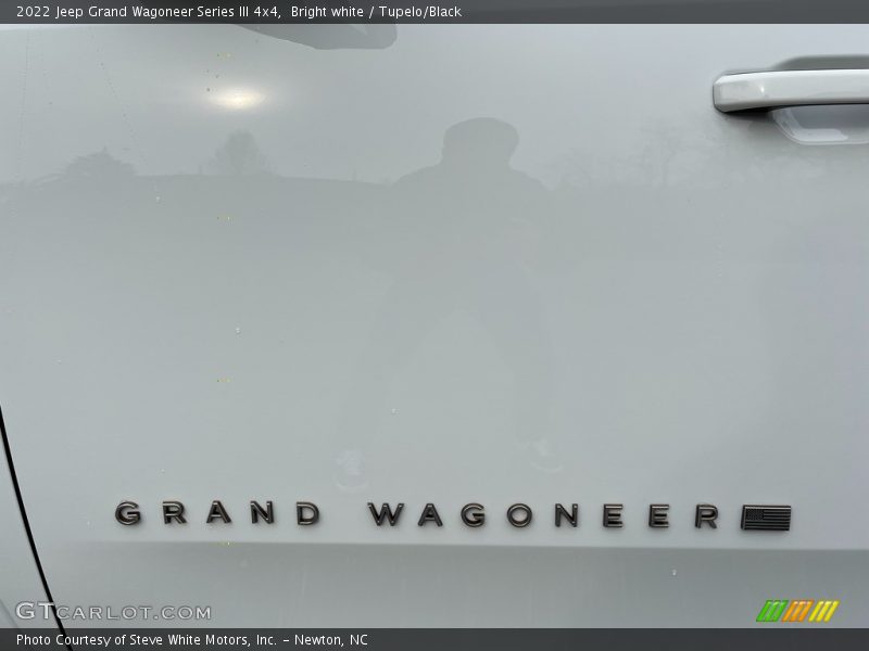  2022 Grand Wagoneer Series III 4x4 Logo
