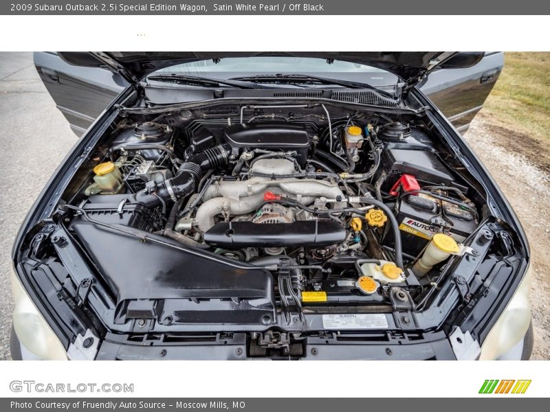 Satin White Pearl / Off Black 2009 Subaru Outback 2.5i Special Edition Wagon
