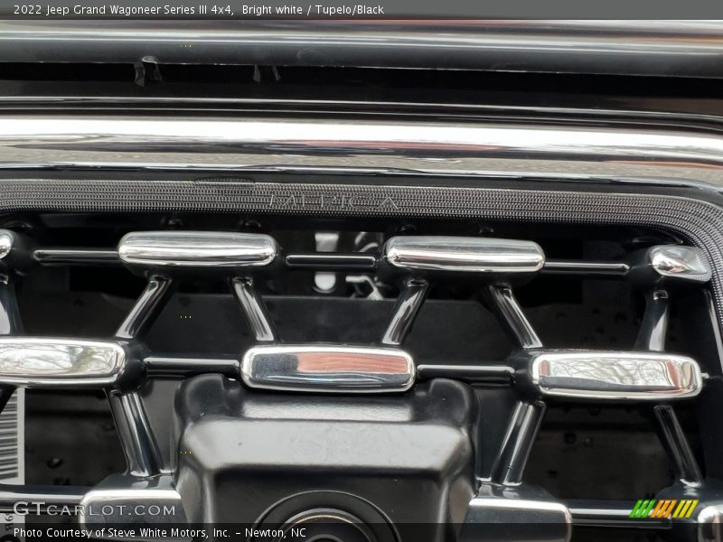 Bright white / Tupelo/Black 2022 Jeep Grand Wagoneer Series III 4x4