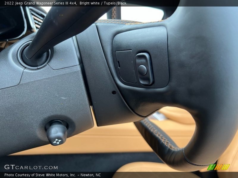 Bright white / Tupelo/Black 2022 Jeep Grand Wagoneer Series III 4x4