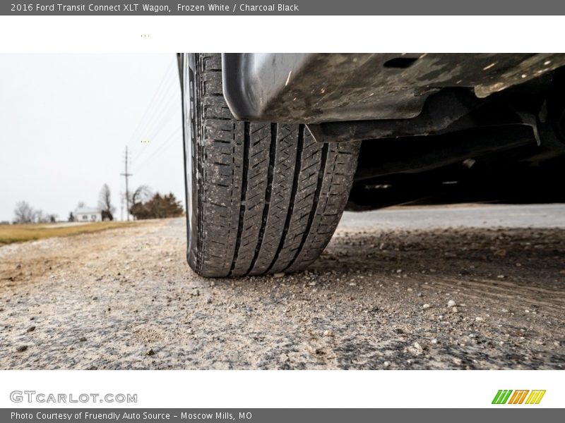 Frozen White / Charcoal Black 2016 Ford Transit Connect XLT Wagon
