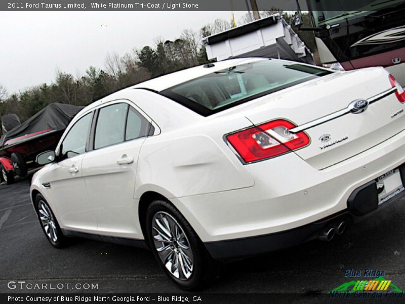 White Platinum Tri-Coat / Light Stone 2011 Ford Taurus Limited