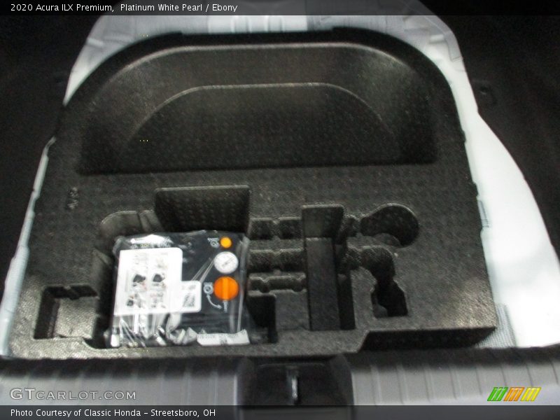 Platinum White Pearl / Ebony 2020 Acura ILX Premium