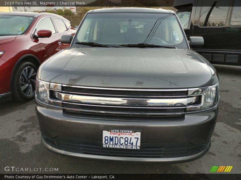 Magnetic / Charcoal Black 2019 Ford Flex SE