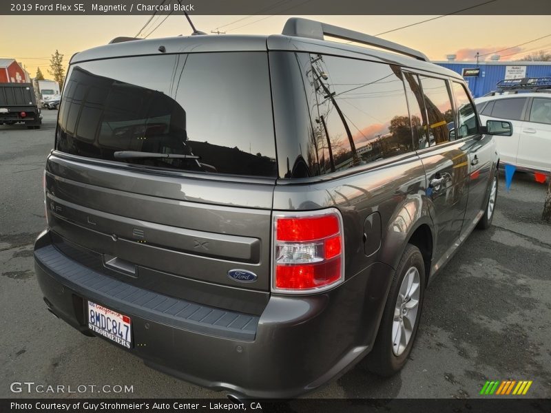 Magnetic / Charcoal Black 2019 Ford Flex SE