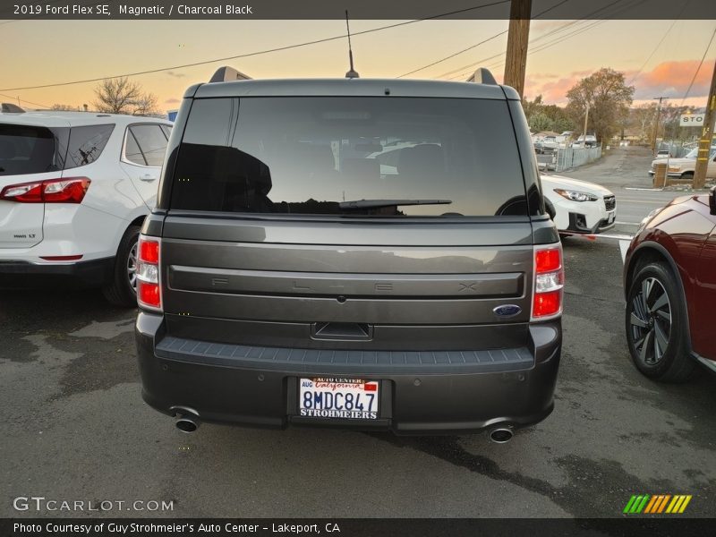 Magnetic / Charcoal Black 2019 Ford Flex SE