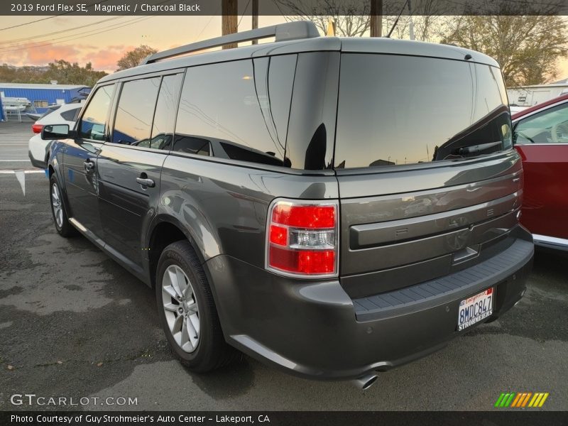 Magnetic / Charcoal Black 2019 Ford Flex SE