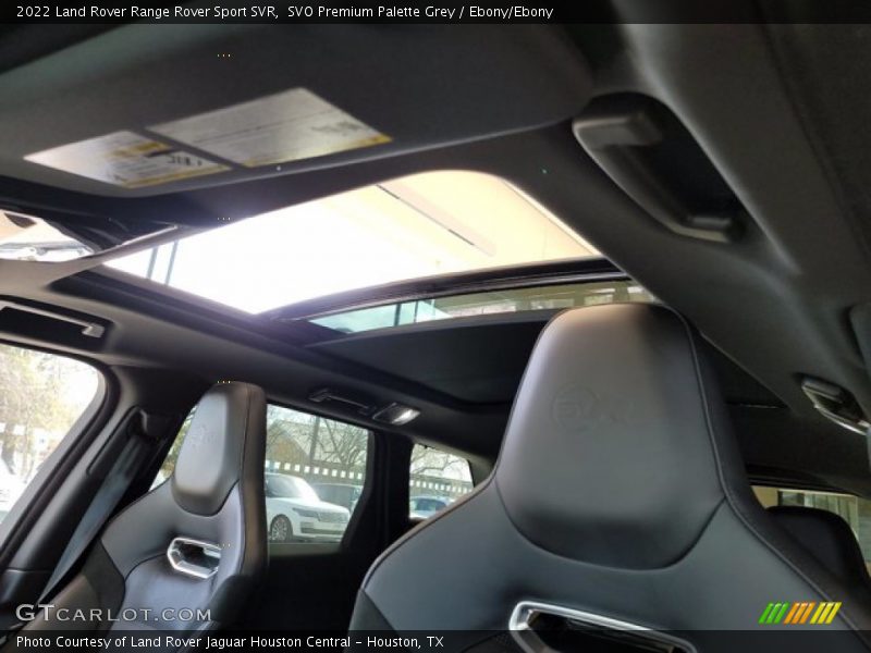 Sunroof of 2022 Range Rover Sport SVR