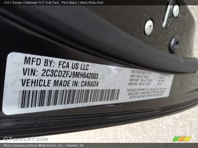 Pitch Black / Black/Ruby Red 2021 Dodge Challenger R/T Scat Pack