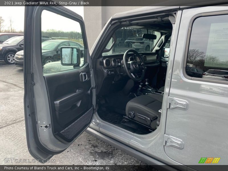 Sting-Gray / Black 2021 Jeep Gladiator Willys 4x4