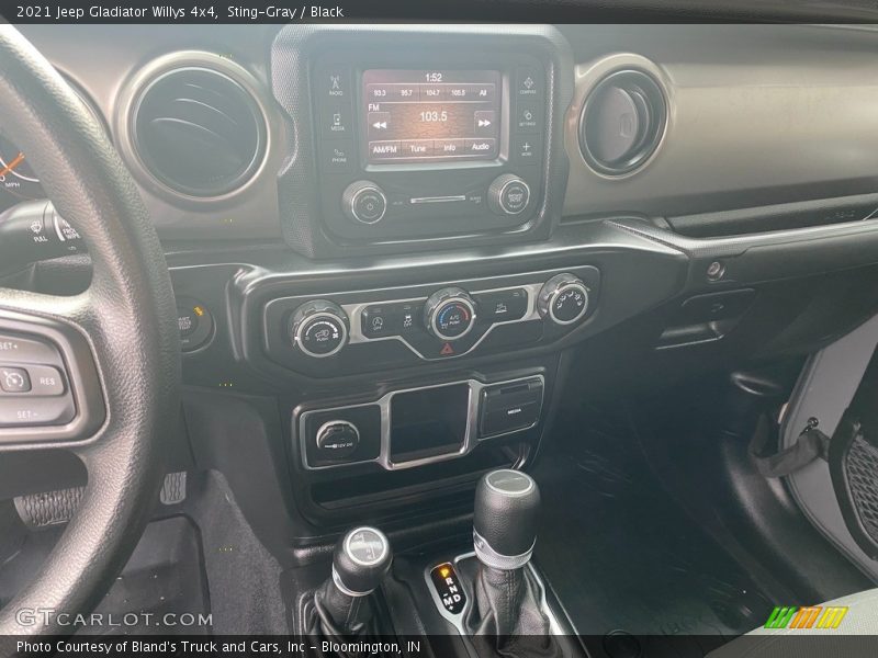 Sting-Gray / Black 2021 Jeep Gladiator Willys 4x4