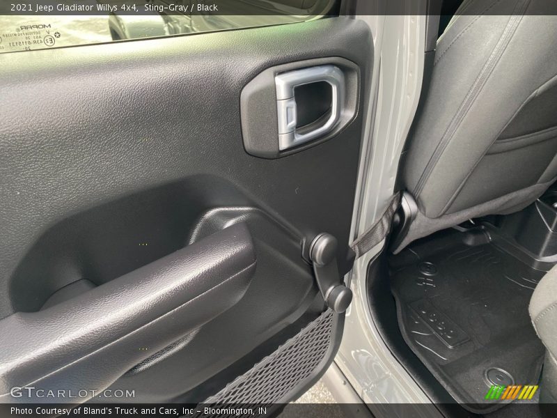 Sting-Gray / Black 2021 Jeep Gladiator Willys 4x4
