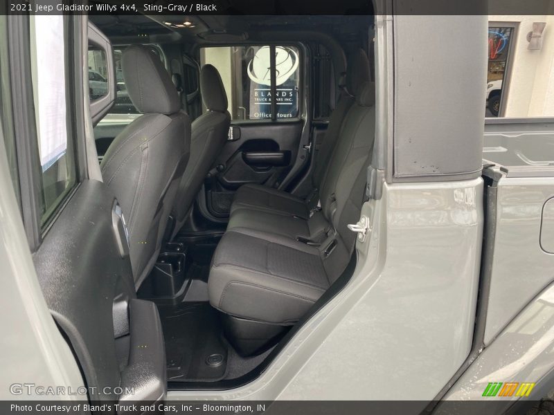 Sting-Gray / Black 2021 Jeep Gladiator Willys 4x4