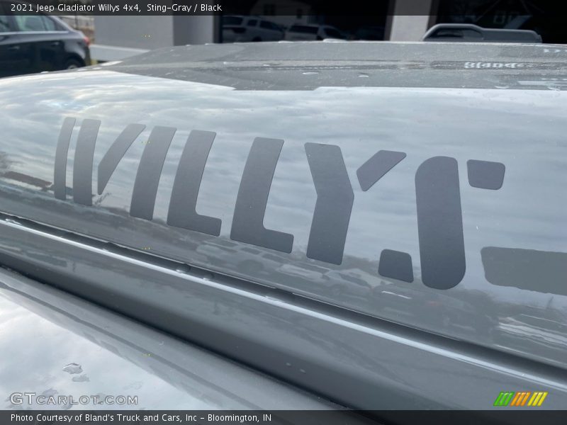 Sting-Gray / Black 2021 Jeep Gladiator Willys 4x4