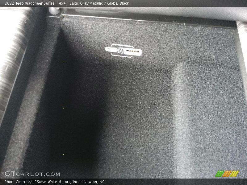 Baltic Gray Metallic / Global Black 2022 Jeep Wagoneer Series II 4x4