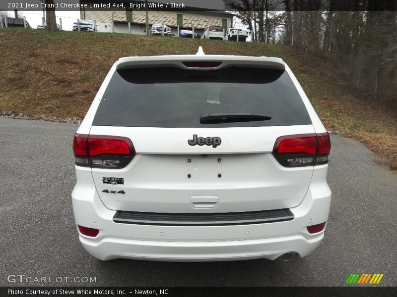 Bright White / Black 2021 Jeep Grand Cherokee Limited 4x4