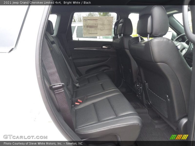 Bright White / Black 2021 Jeep Grand Cherokee Limited 4x4